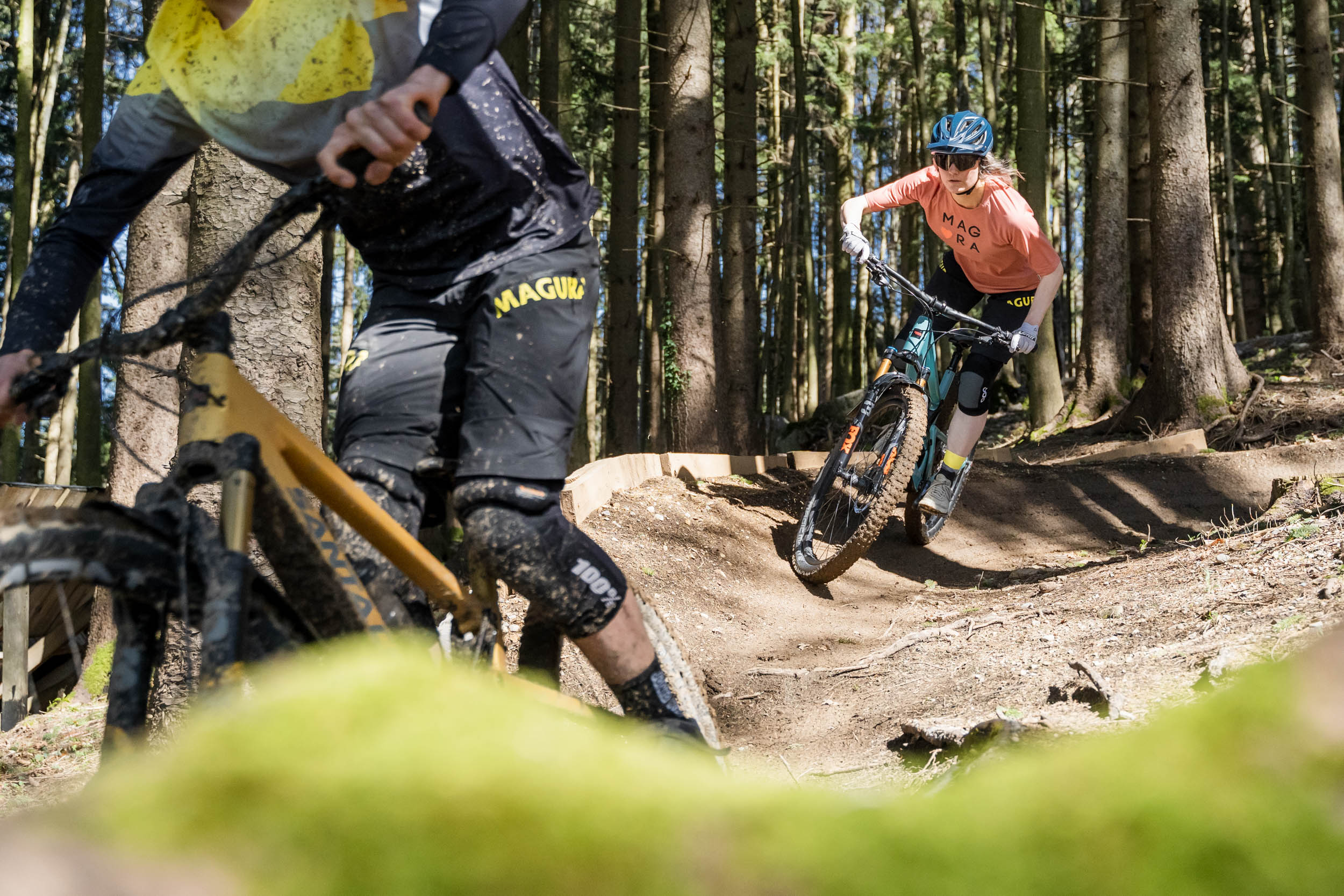 Outdoor-Bekleidung -Outdoor-Bekleidung teaser2